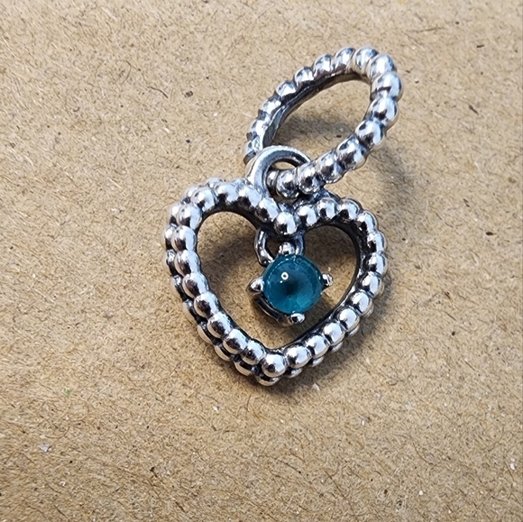 Pandora Rainforest Green Beaded Heart Dangle Charm - Picture 4 of 7